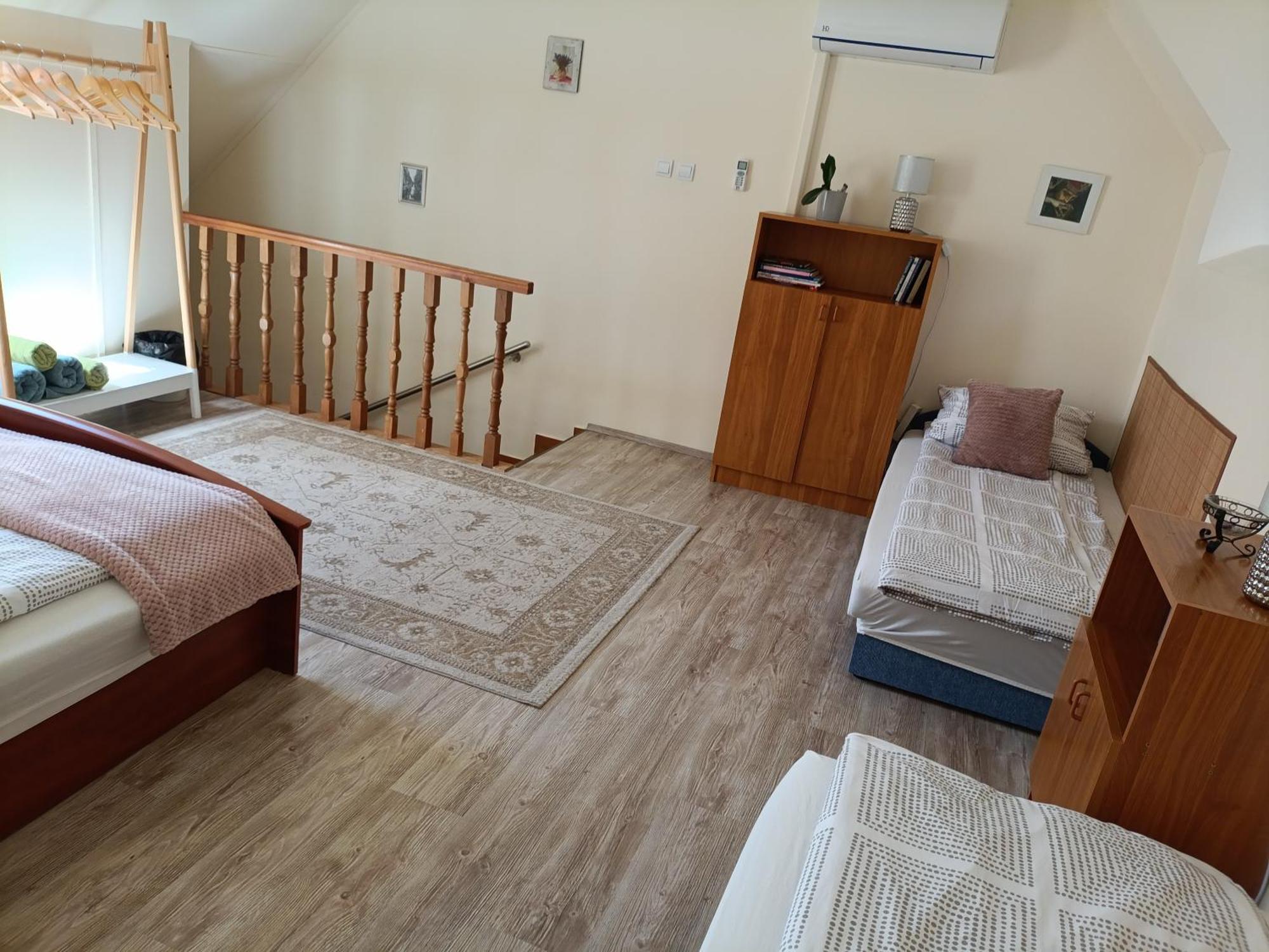 Cehmesterek Apartman إغير المظهر الخارجي الصورة