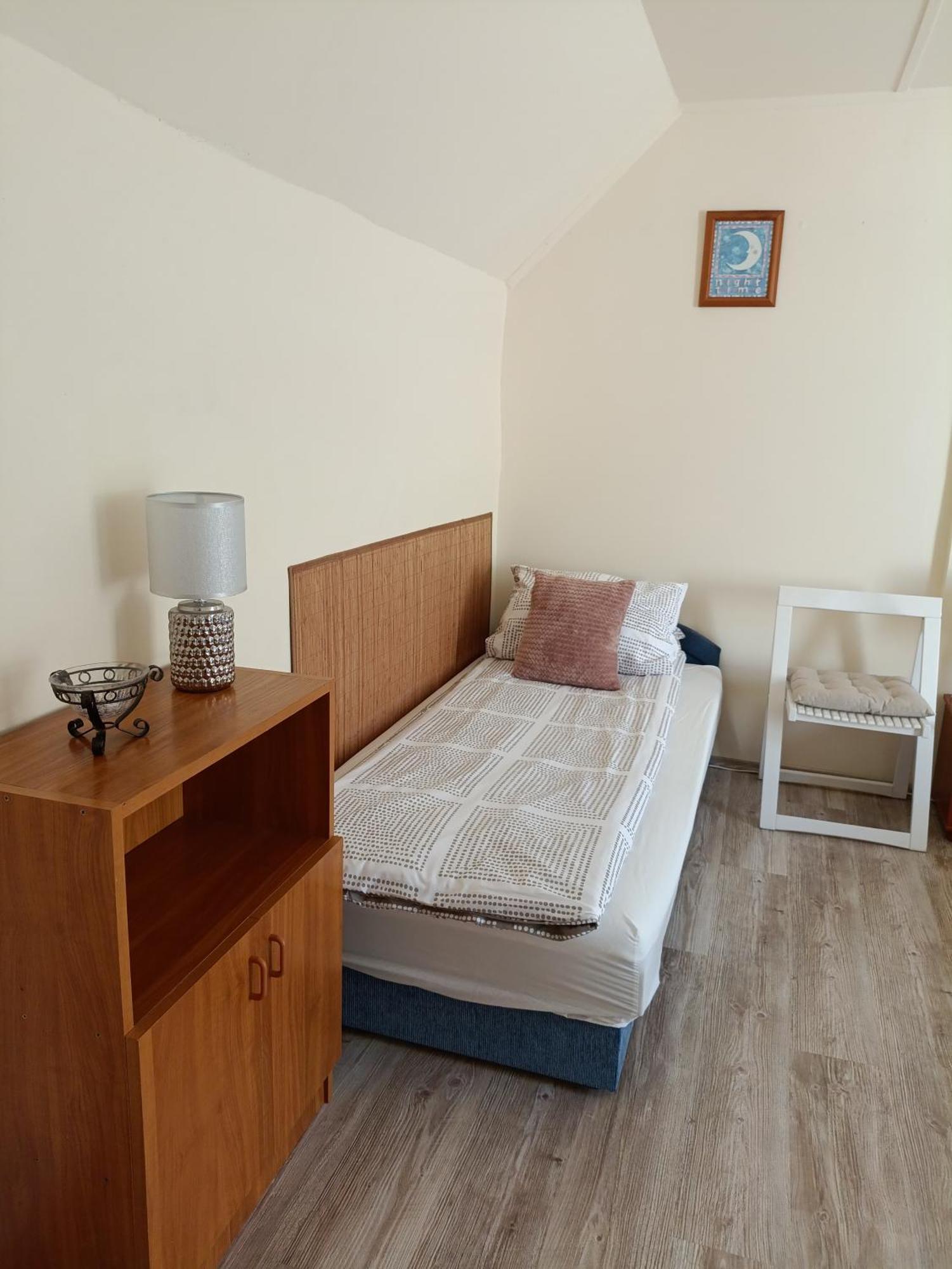 Cehmesterek Apartman إغير المظهر الخارجي الصورة